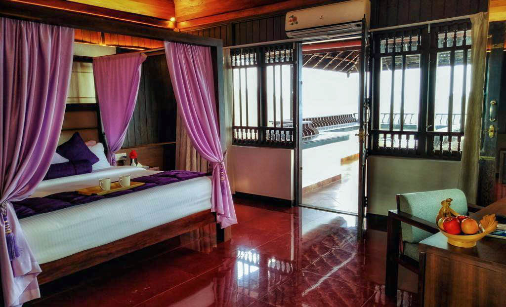 Room view of Contour Island Resort & Spa